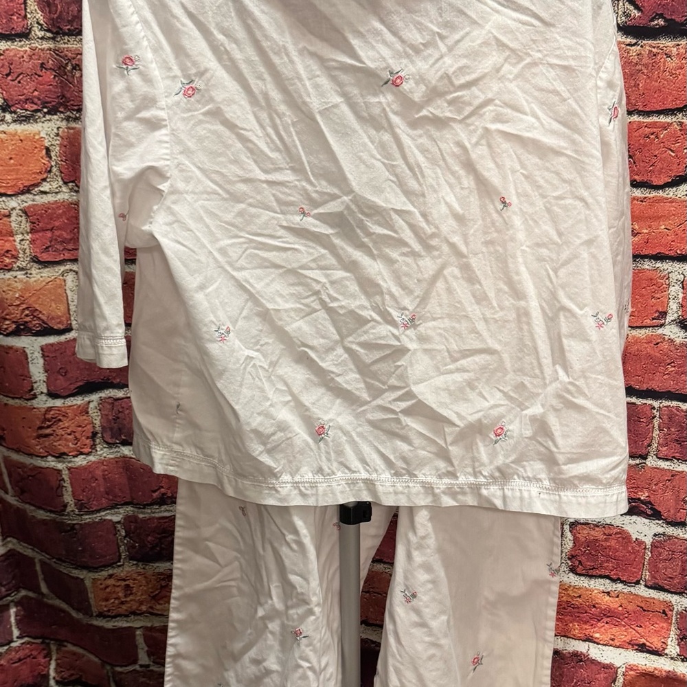 Preowned Mixit White Pajama Set with Pink Accents Size L Item #PHK7308 - Picture 4 of 4